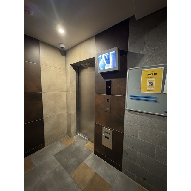 居室・リビング　こちらの居間で趣味の時間をお楽しみください