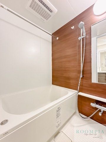 バス・シャワールーム　バス