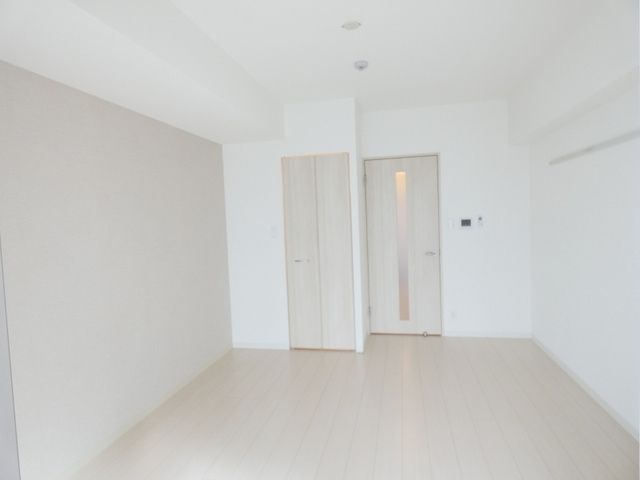 居室・リビング　別号室参考写真