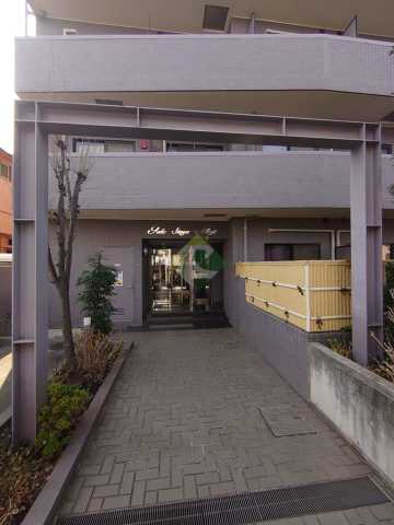 エントランス　ガラ・ステージ目白