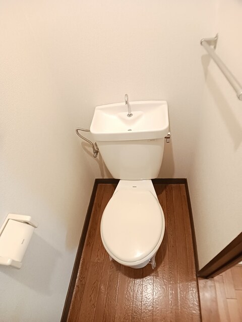 トイレ　トイレ