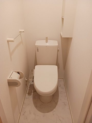 トイレ　シンプルで使いやすいトイレです