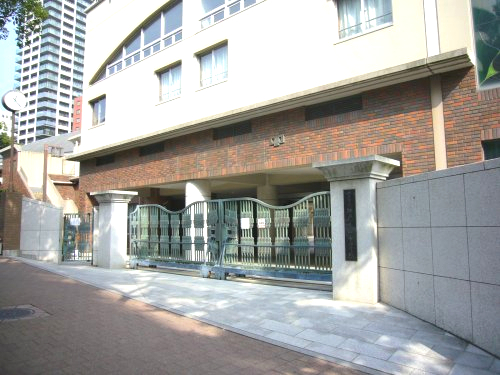 中学校　神戸生田中学校（中学校）まで691m