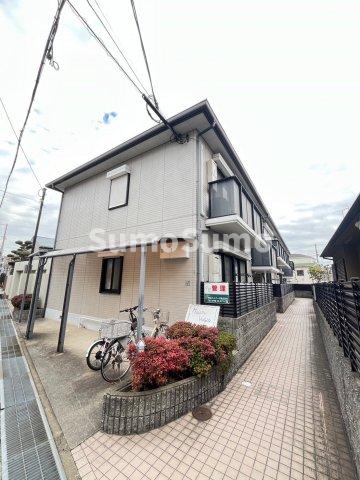 建物外観　外観は落ち着いています