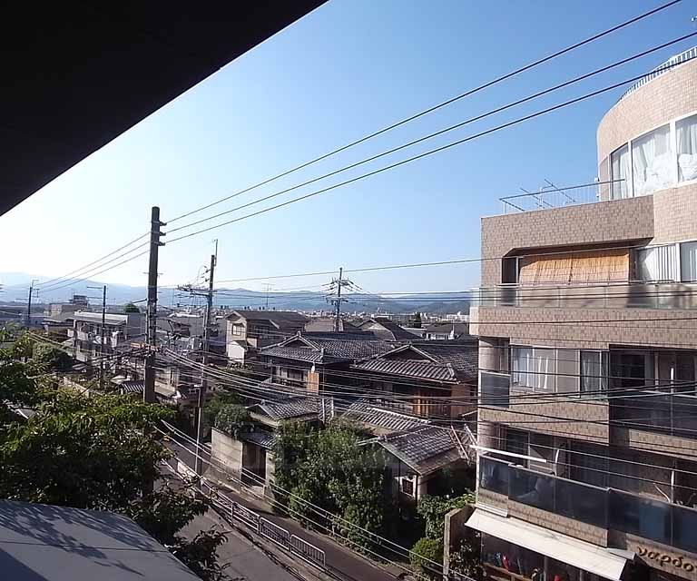 眺望　北向きですが開けていて明るいです