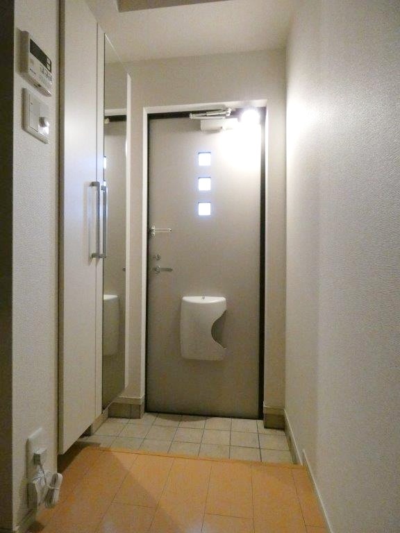玄関　図面と現状に相違がある場合には現状を優先