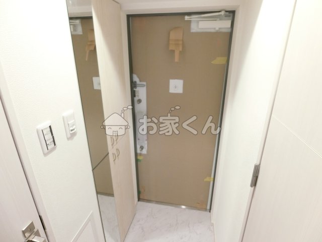 玄関　シューズボックス付(モデルルーム)