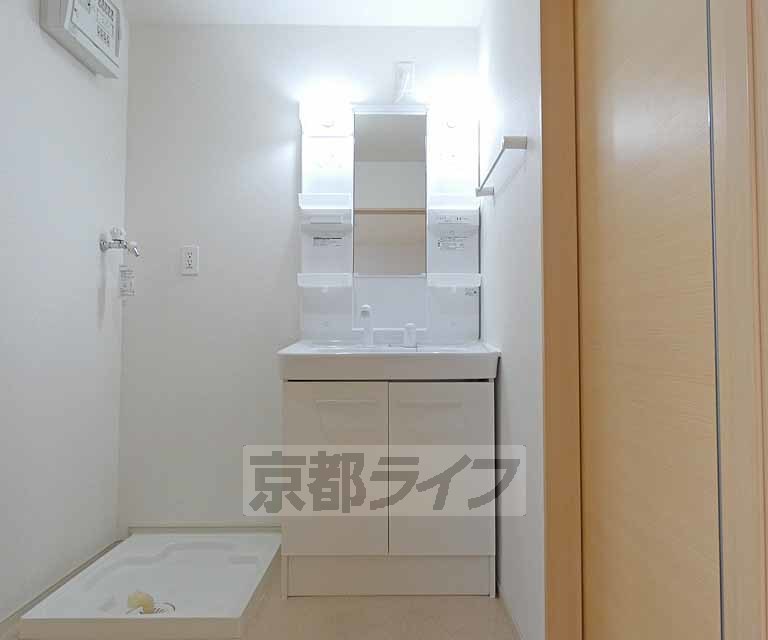 洗面設備　洗面台です