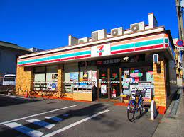 コンビニ　セブンイレブン大阪御崎8丁目店（コンビニ）まで59m
