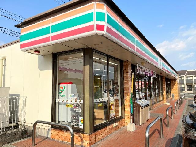 その他　セブンイレブン熊本佐土原1丁目店（その他）まで460m