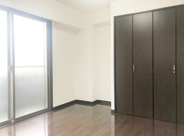 居室・リビング　別部屋の画像を使用しております。