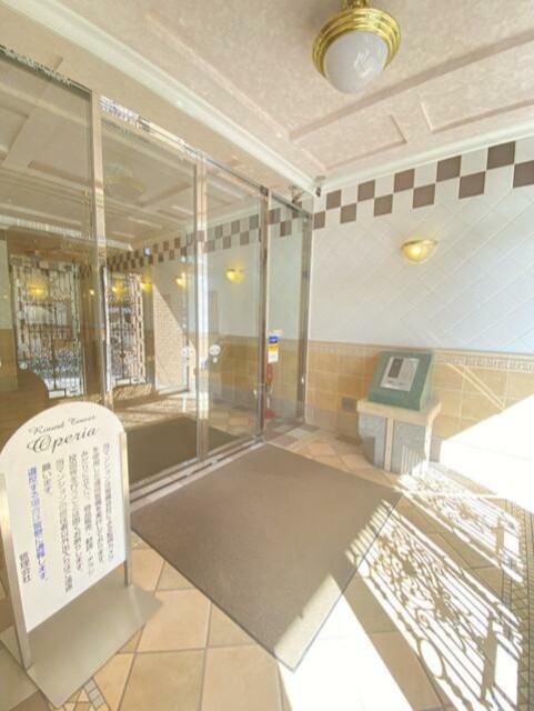 エントランス　エントランス