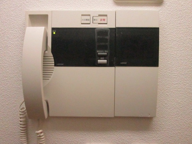 セキュリティ　モニター付きインターホン♪