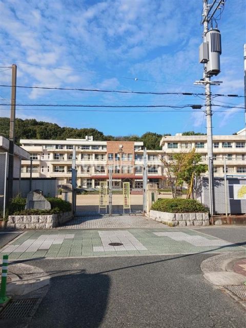 小学校　太子町立太田小学校（小学校）まで1349m