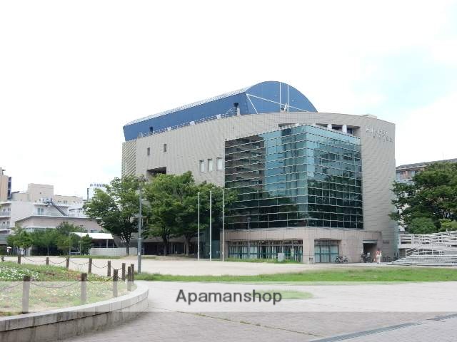 図書館　幸町図書館（図書館）まで750m