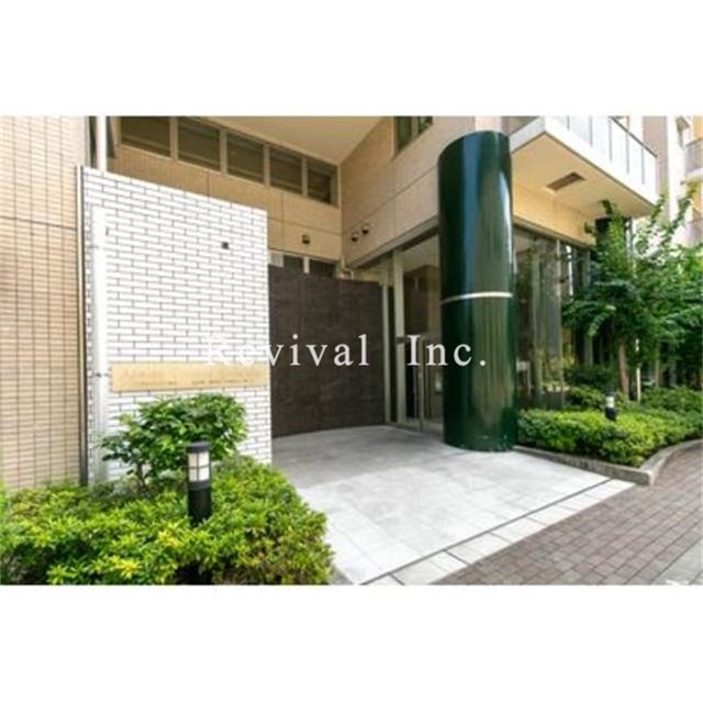 エントランス　荘厳なエントランス