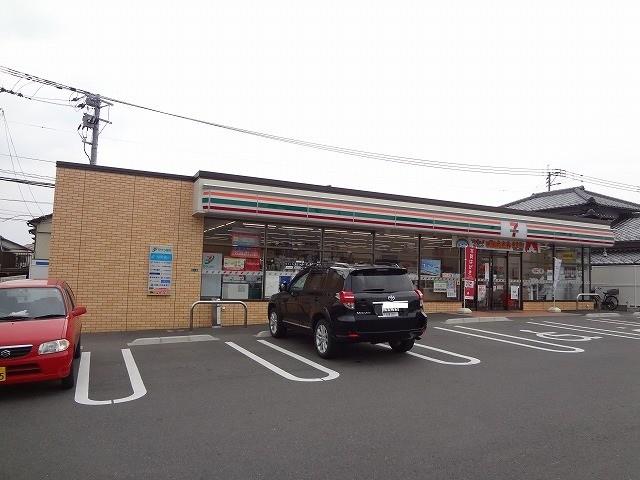 コンビニ　セブン‐イレブン 八幡町上津役西３丁目店（コンビニ）まで230m