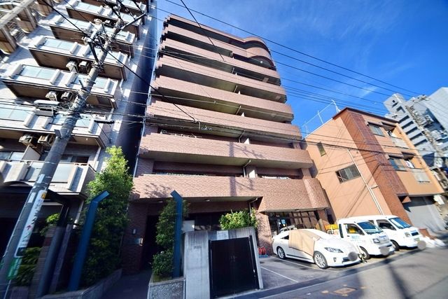 建物外観　★重厚感ある外観です★