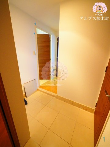 玄関　別部屋参考写真