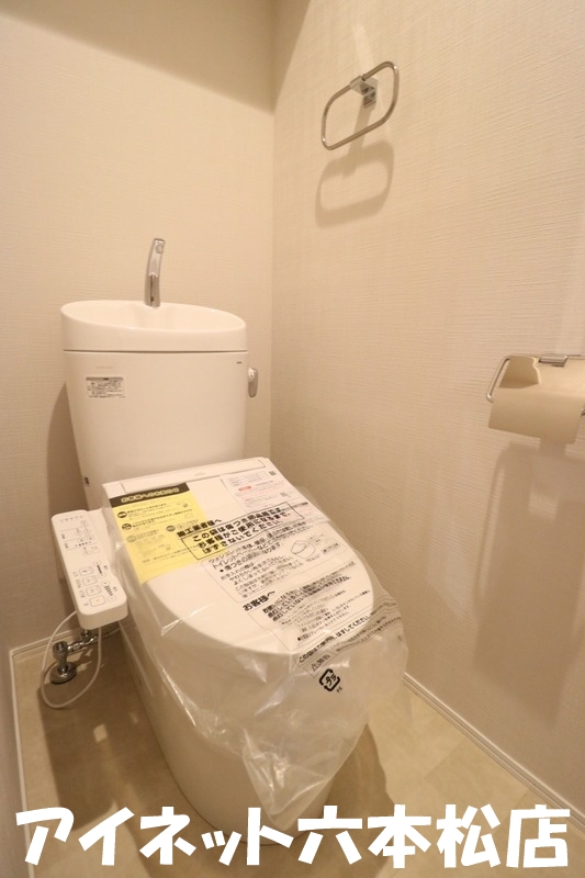 トイレ　トイレは2ヶ所ございます