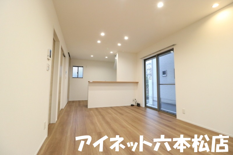 居室・リビング　広々14帖越えのリビングです