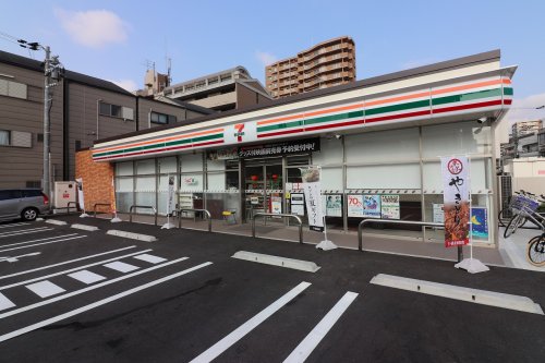 コンビニ　セブンイレブン 大阪鶴見2丁目店（コンビニ）まで847m