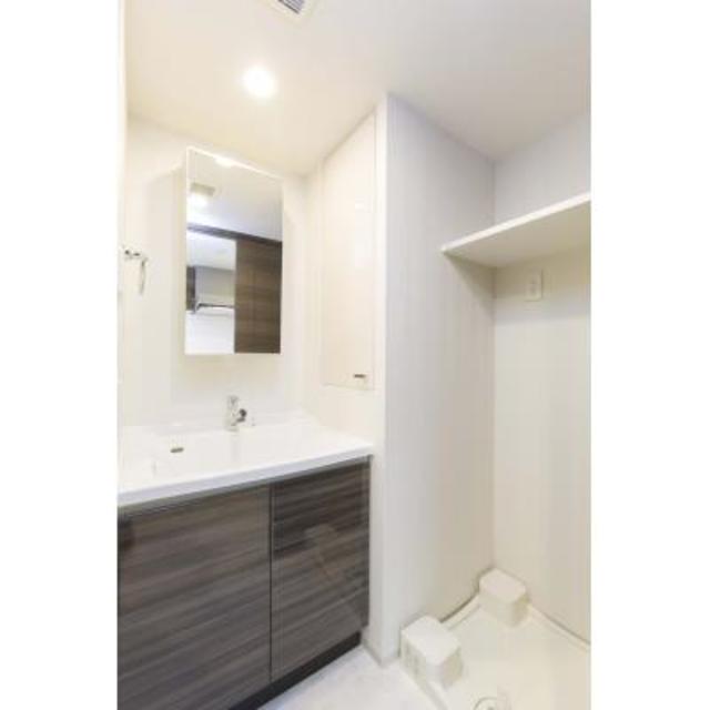 洗面設備　※写真は同タイプ住戸です。