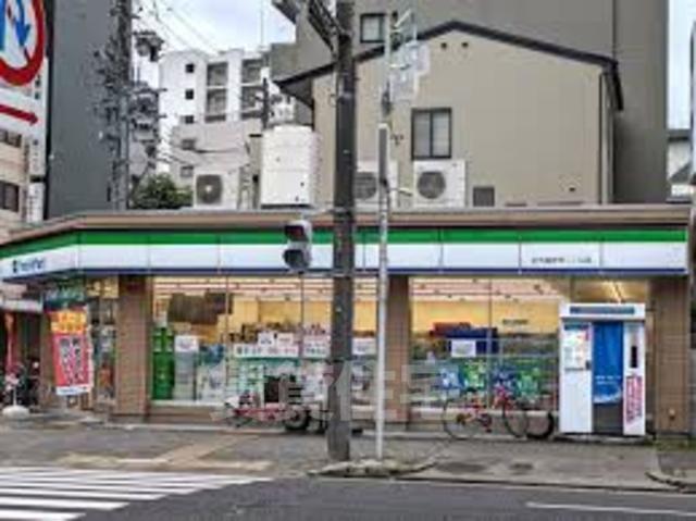 コンビニ　ファミリーマート　名古屋新栄二丁目（コンビニ）まで244m