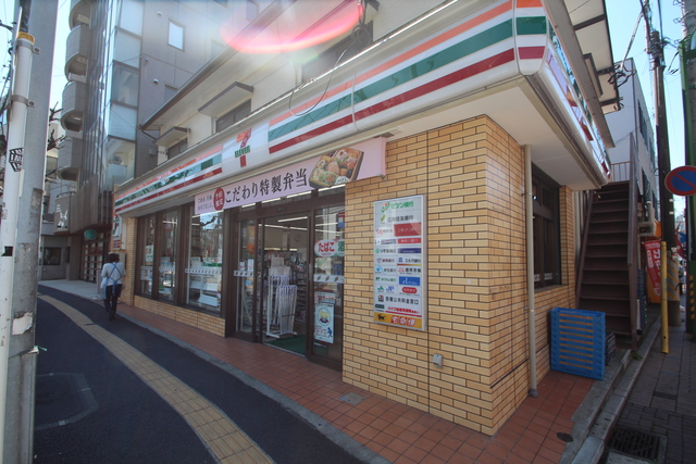 コンビニ　セブンイレブン二俣川店（コンビニ）まで521m
