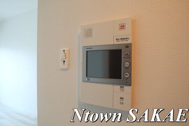 セキュリティ　モニター付きインターホンです。