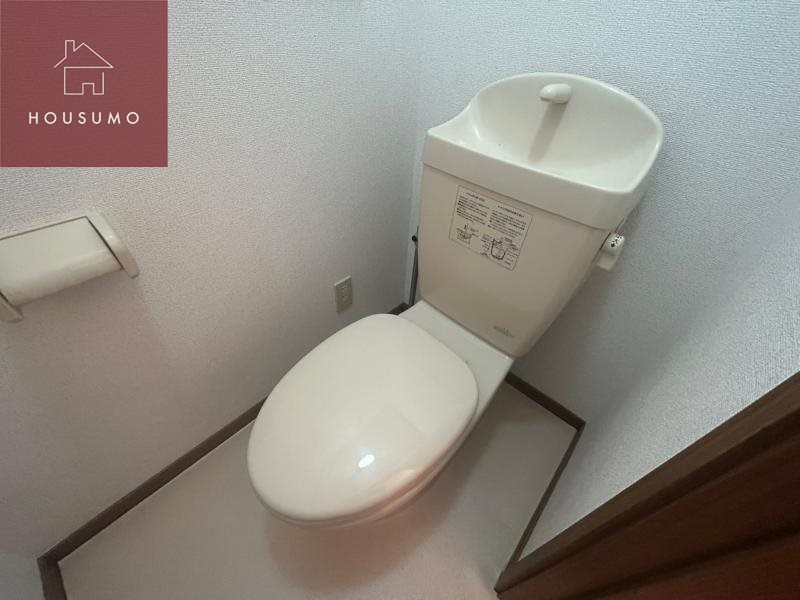 トイレ　清潔感のあるトイレです