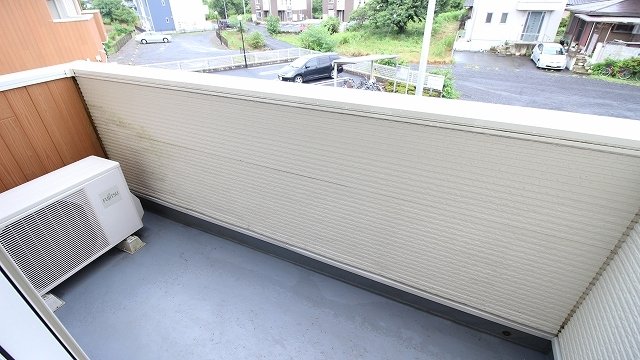 バルコニー　陽当たり良好なバルコニーです
