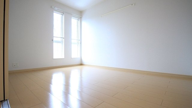 その他部屋・スペース　明るい色調の室内です