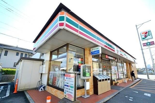 コンビニ　セブンイレブン　緑井６丁目店（コンビニ）まで717m