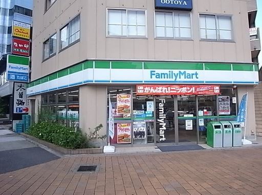 コンビニ　ファミリーマートいすゞ本社前店（コンビニ）まで111m