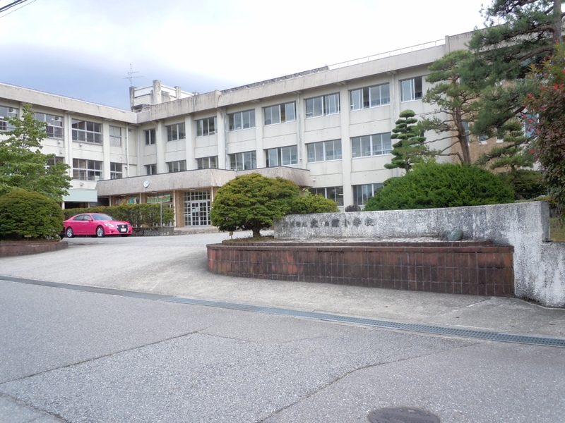 小学校　北加積小学校（小学校）まで1600m