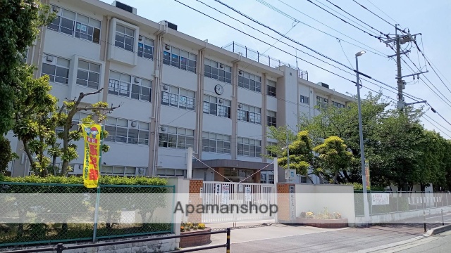 小学校　福岡市立小学校板付北小学校（小学校）まで416m
