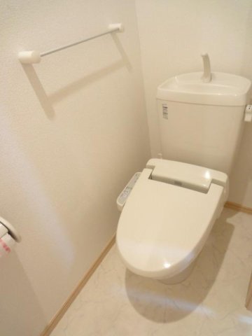 トイレ　ゆったりとした空間のトイレです