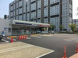 コンビニ　ローソン芦屋新浜町店（コンビニ）まで377m