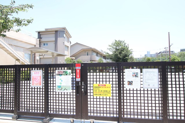 幼稚園・保育園　青木幼稚園（幼稚園・保育園）まで350m