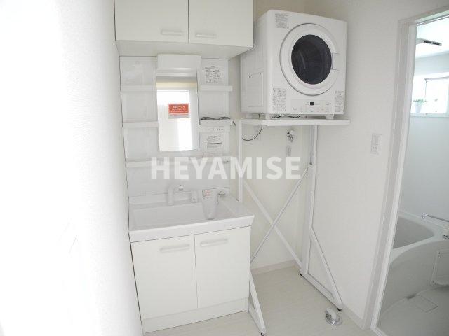 洗面設備　※モデルルーム　　別のお部屋の写真です。