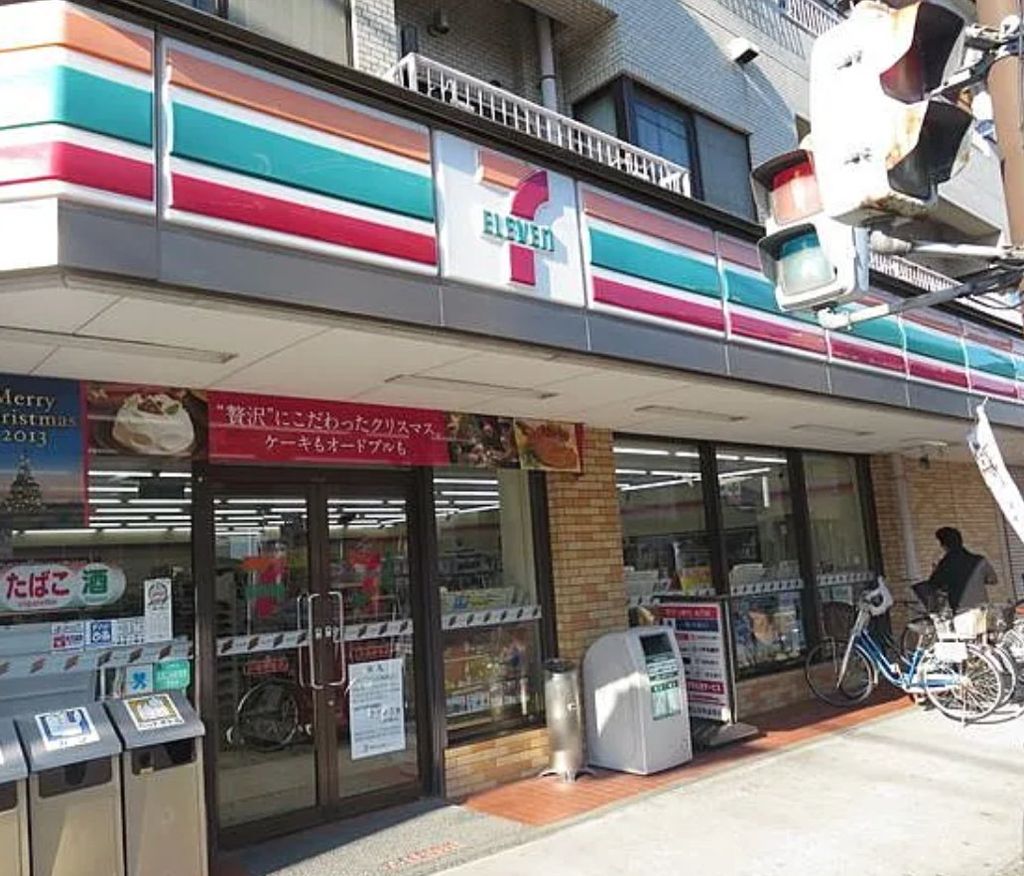 コンビニ　セブンイレブン川崎諏訪店（コンビニ）まで1m