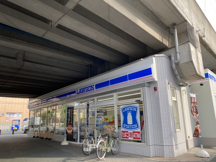 コンビニ　ローソン（コンビニ）まで120m