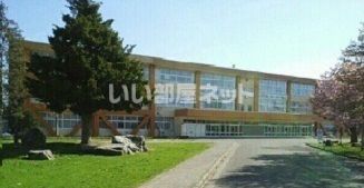 小学校　滝川市立滝川第二小学校（小学校）まで2219m