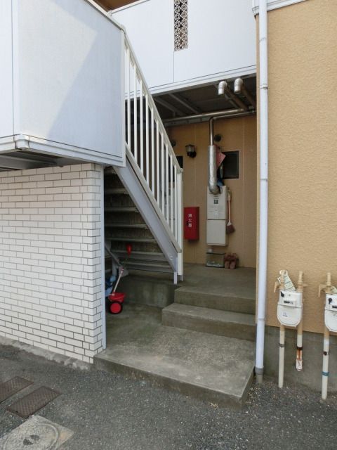 エントランス　お問合せはタウンハウジングまで！※現地待合わせ相談可能
