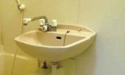 洗面設備　※別部屋の参考写真です。
