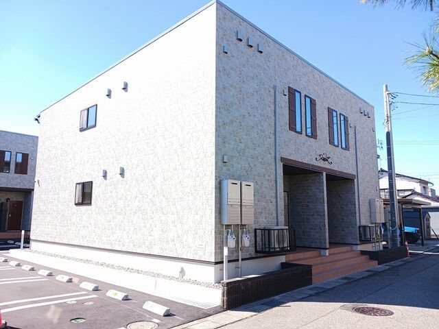 建物外観　きれいな外観です