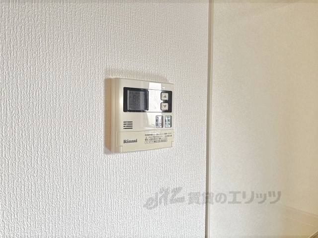 その他設備　給湯器リモコン