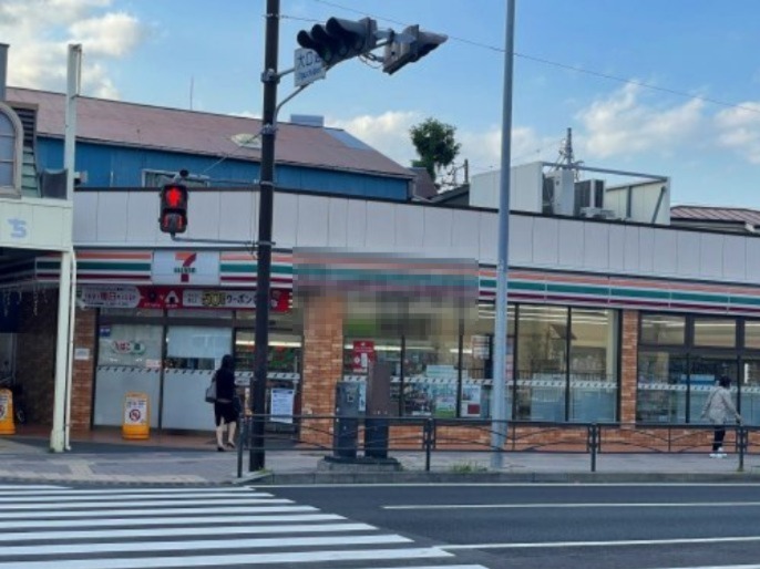 コンビニ　セブン-イレブン 横浜大口通店（コンビニ）まで377m