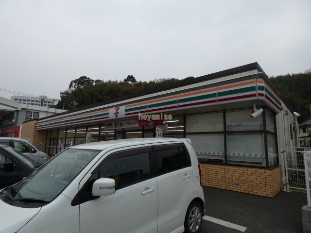 コンビニ　セブン－イレブン　熊本崇城大学前店（コンビニ）まで567m